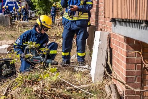 Rescue and recovery of people after a drone attack on residential buildings in a civil defence