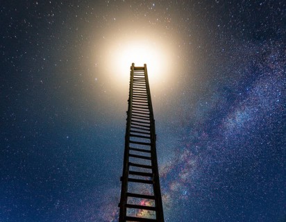 A ladder extends toward the glowing full moon against a starry night sky, evoking dreams and