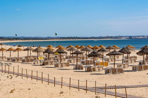 The beach Praia de São Roque, east of Lagos city centre, quite empty, off-season, in the west of