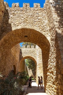 The old town centre of Lagos, city gate, old city wall, Arco / Porta de São Gonçalo, in the west of