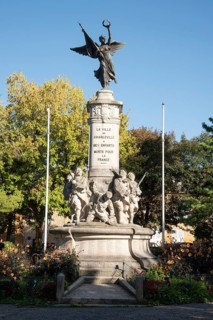 Memorial to the dead of the First World War, Winston Churchill Square, Charleville-Mézières,