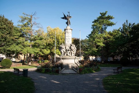 Memorial to the dead of the First World War, Winston Churchill Square, Charleville-Mézières,