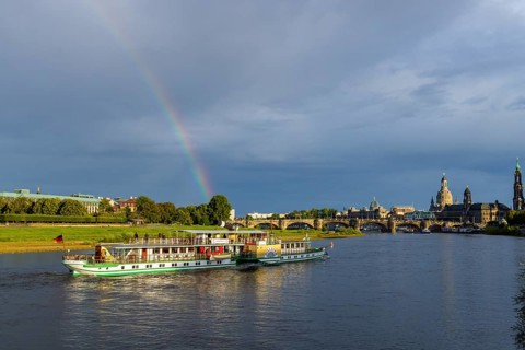 Elbe steamer (Pillnitz) with rainbow over the Elbe at Neustädter Elbufer, Dresden, Saxony, Germany
