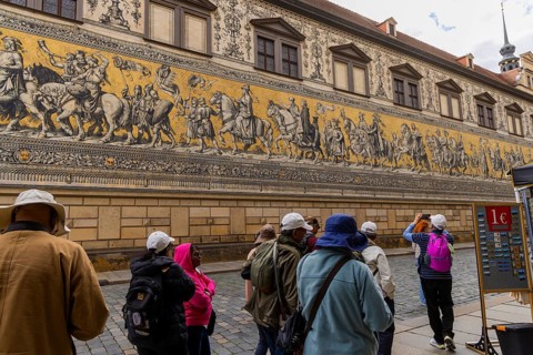 Procession of princes with tourists, Dresden, Saxony, Germany