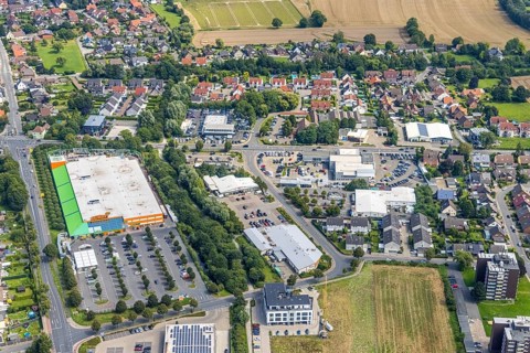 Aerial view, Globus DIY store and Rewe supermarket in Bergkamen, Ruhr area, North Rhine-Westphalia,