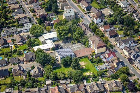 Aerial photo, Regenbogenschule in Rünthe, Bergkamen, Ruhr area, North Rhine-Westphalia, Germany,