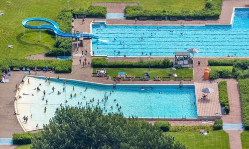 Aerial view, outdoor pool and wave pool Weddinghofen in the leisure centre Im Häupen in
