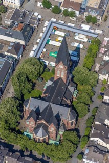 Aerial view, Cathedral of Neheim St. Johannes-Baptist, weekly market market at the Neheim market,