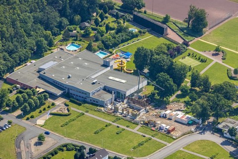 Aerial view, Freizeitbad Naß Arnsberg, Hüsten, Arnsberg, Sauerland, North Rhine-Westphalia,