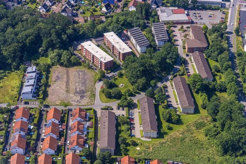 Aerial view, housing estate Ernst-König-Straße, brownfield, Neheim, Arnsberg, Sauerland, North