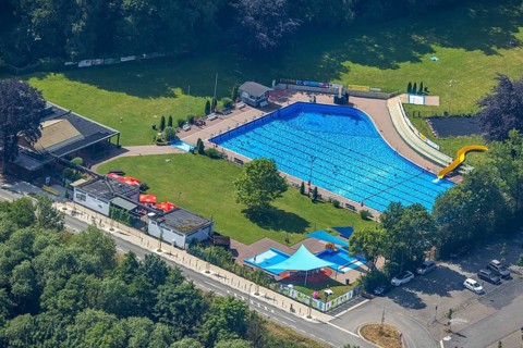Aerial photo, Förderverein Freibad Neheim e.V., Neheim, Arnsberg, Sauerland, North