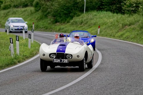 White classic car accompanied by a blue vehicle on a country road, classic car, car race, Mille