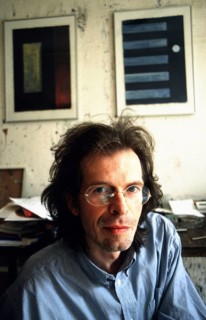 Berlin, DEU, 06.05.1999 -- portrait of constitutional judge and freelance author and composer