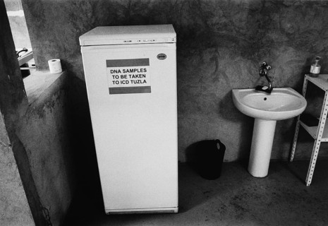 BIH, Bosnia, Tuzla, 02.10.2005, refrigerator with DNA samples in ICMP