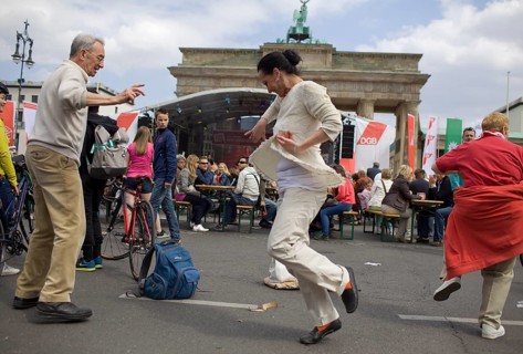 GERMANY Dancers at the DGB rally in front of the Brandenburg Gate Germany Berlin People dance in