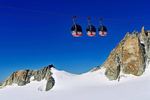 Télécabine Panoramic Mont-Blanc, opened in 1957, floats 5 km above glaciers between Aiguille du