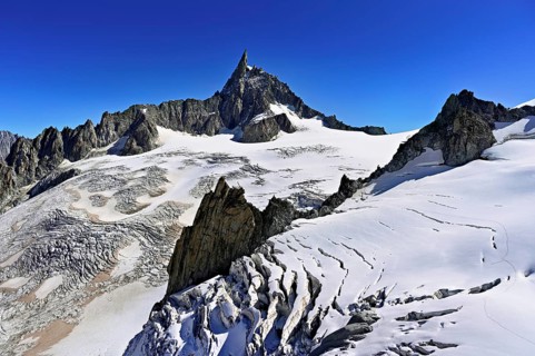 View of the Glacier du Géant from the Télécabine Panorama Railway, behind the Dente del Gigante,