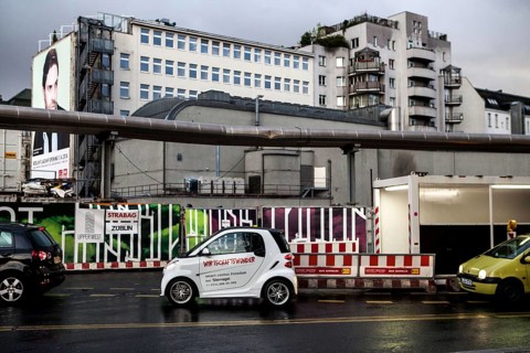DEU Germany Germany Berlin A smart with the inscription 'economic miracle' in front of a