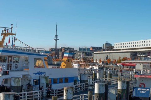 Port, Baltic Sea, Kiel Fjord, shipping, harbor tour, historic paddle steamer Freya, regular ferry