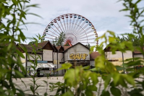 DEU Germany Germany Berlin Still life in the abandoned Spreepark in Plänterwald, the largest