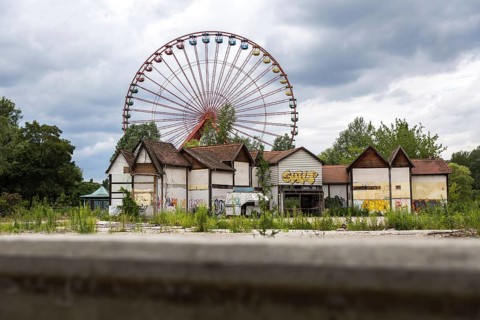 DEU Germany Germany Berlin Still life in the abandoned Spreepark in Plänterwald, the largest
