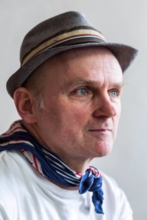 DEU Germany Germany Berlin The artist Jim Avignon setting up an exhibition at the 'Retram' gallery