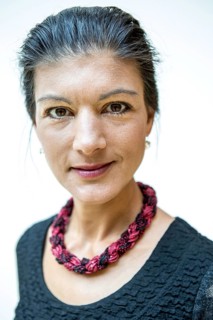 DEU Germany Germany Berlin The top politician on the left, Sarah Wagenknecht, during a photo