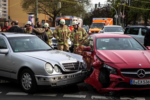 DEU Germany Germany Berlin Traffic accident on Bundesallee in Berlin Wilmersdorf
