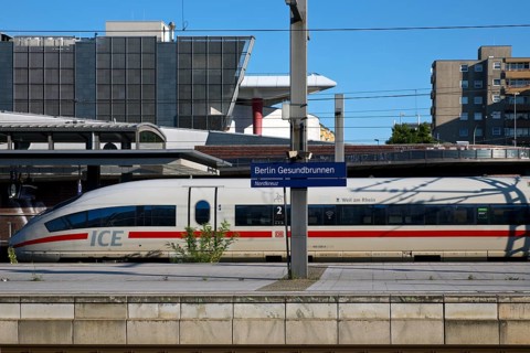 Berlin Gesundbrunnen railway station, Nordkreuz, long-distance and local train station with