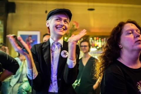 DEU Germany Germany Berlin David Bowie birthday party at 'Das neue Ufer' with karaoke songs and