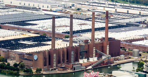 Volkswagen plant Wolfsburg with cogeneration plant VW Südstraße, Lower Saxony, Germany, Europe,