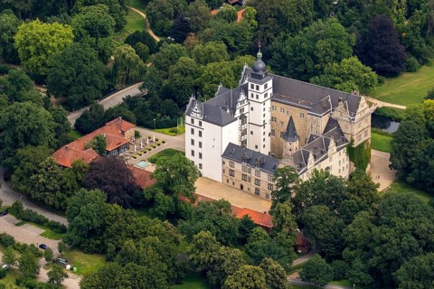 Stadtmuseum Schloss Wolfsburg, Volkswagenwerk Wolfsburg, Lower Saxony, Germany, Europe, aerial