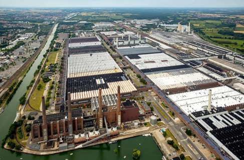 Volkswagen plant Wolfsburg with cogeneration plant VW Südstraße, Lower Saxony, Germany, Europe,