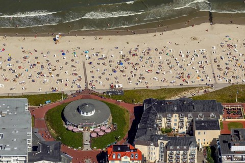 Beach and Café Pudding, aerial view, Wangerooge, North Sea, North Sea island, East Frisian Islands,