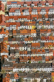 Rows of houses in the Findorff district, rented flats, multi-storey flats, red tiled roofs, attic