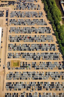 BLG AutoTerminal Hamburg, car loading in Hamburg harbour, car dump, Hamburg harbour, Elbe, Hamburg,