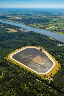 Reservoir, Geesthacht Energypark, nuclear power plant Krümmel GmbH, nuclear power plant on the