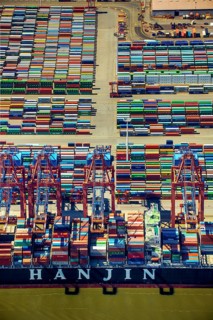 Hanjin container ship, container loading, container gantry cranes, container cranes, container