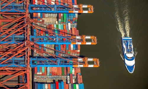 Harbour tour excursion ship, container loading, container gantry cranes, container cranes,