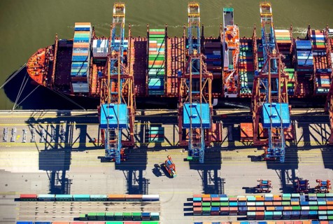 Hanjin container ship, container loading, container gantry cranes, container cranes, container