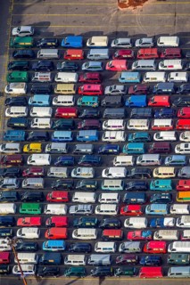 UniKai shipping of cars and lorries to Africa, car queues, car dump, cargo vehicles, new vehicles,