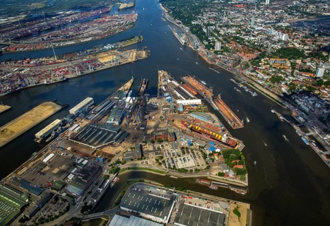 Dry docks of the Hamburg shipyard Blohm+Voss, Hamburg harbour, Elbe, Hamburg, Free and Hanseatic