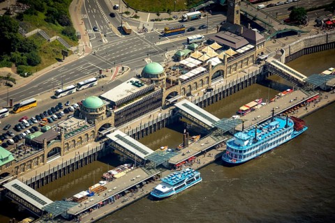 Landungsbrücken with the excursion boat Lousiana Star, Hamburg harbour, Elbe, Hamburg, Free and