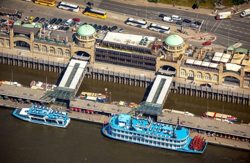 Landungsbrücken with the excursion boat Lousiana Star, Hamburg harbour, Elbe, Hamburg, Free and