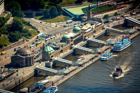 Landungsbrücken with the excursion boat Lousiana Star, Hamburg harbour, Elbe, Hamburg, Free and