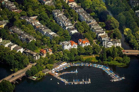 Outer Alster with villa district and marina distant view, Alster jetty Bobby Reich, Hamburg, Free
