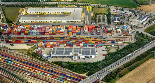 Container terminal Regensburg, transhipment station Regensburg, container gantry cranes, logistics,