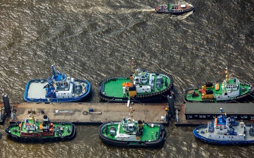 Tugboat in the Port of Hamburg, Port of Hamburg, Elbe, Hamburg, Free and Hanseatic City of Hamburg,
