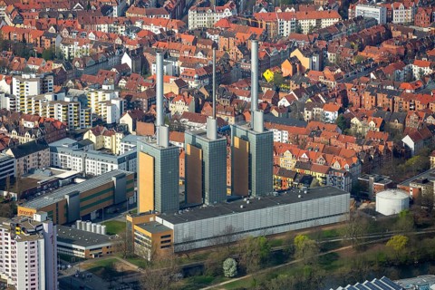 Linden thermal power station, The three warm brothers, Hanover natural gas power station, chimneys,