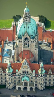 New Town Hall, Hanover's landmark, Wilhelminian, castle-like magnificent building in eclectic